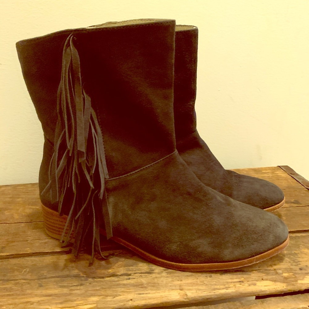 Promo Ranya Suede Fringe Boots Euro 38